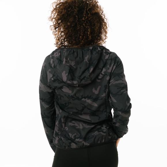 Zyia Forest Camo Zipper Hoodie Jacket - Picture 7 of 12